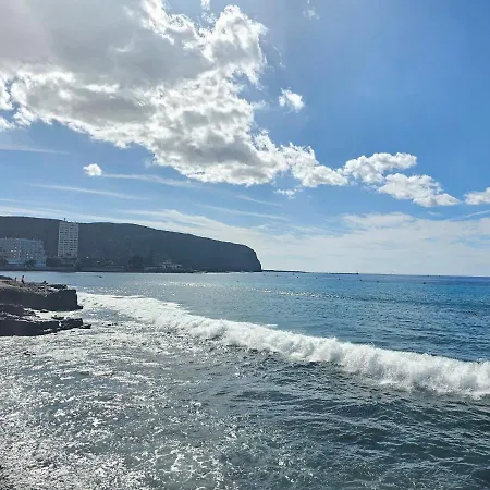 New Seafront Dreaming View Apartment, Cristianos Apartment Arona (Tenerife)
