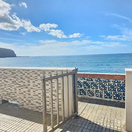 New Seafront Dreaming View Apartment, Cristianos Daire Arona (Tenerife)
