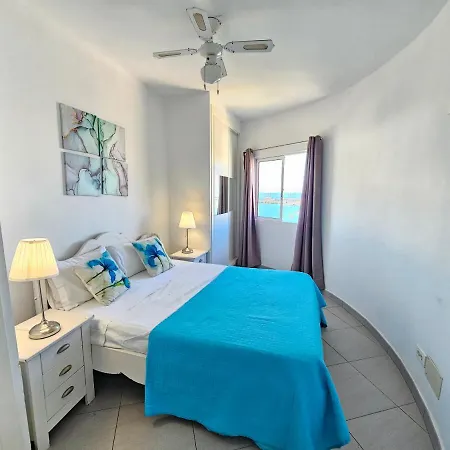 New Seafront Dreaming View Apartment, Cristianos