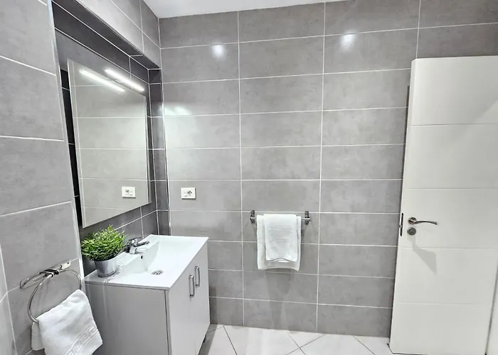 Apartment New Seafront Dreaming View Apartment, Cristianos