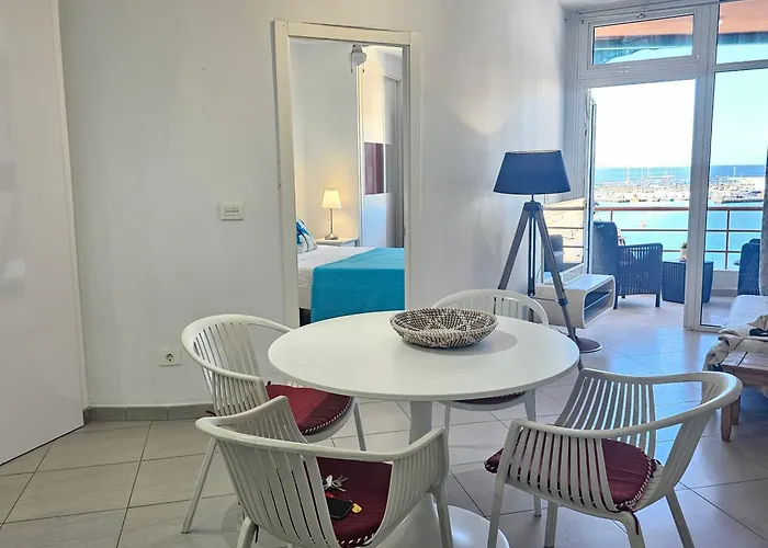 New Seafront Dreaming View Apartment, Cristianos Apartment *