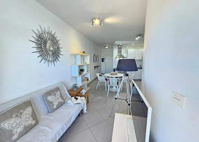 New Seafront Dreaming View Apartment, Cristianos Arona (Tenerife)